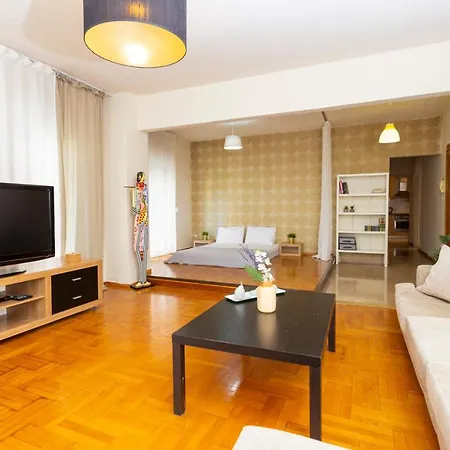 Daire Houseloft Downtown Sea View *